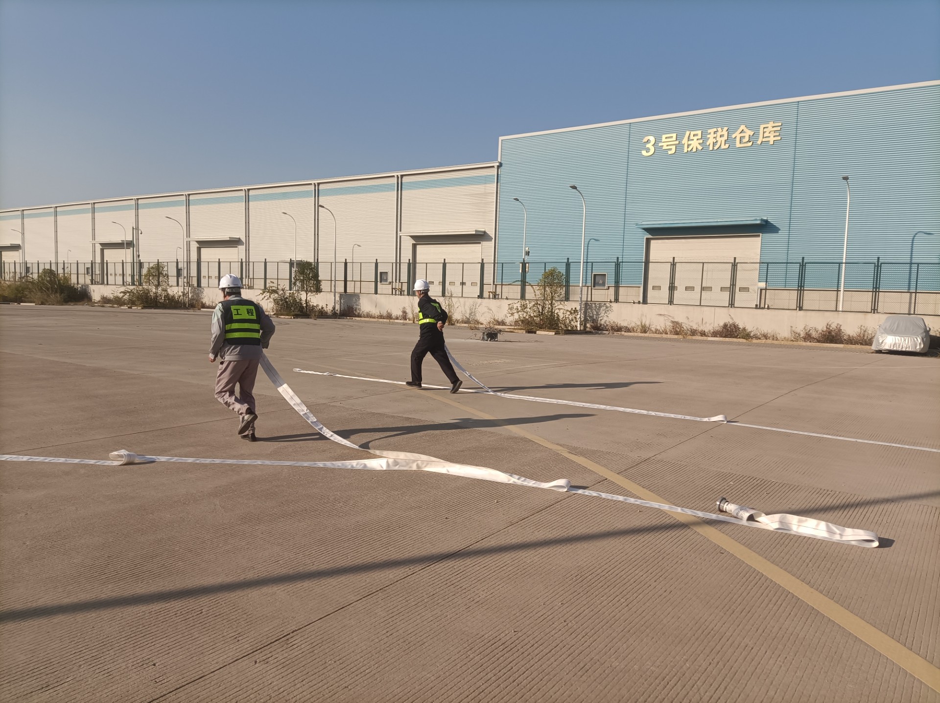 1764145249667159.jpg 4.jpg